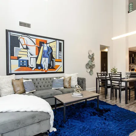 Luxury Penthouse In Prime Hollywood Location Apartment